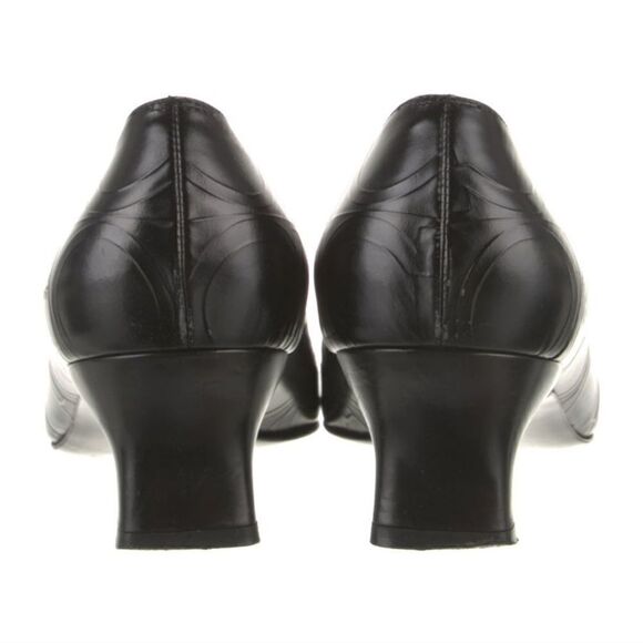 Salvatore Ferragamo  - Picture 2 of 7